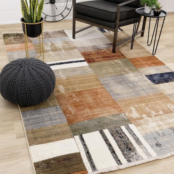 Solvyn Collections 5 ft. x 8 ft. Beige Geometric;Distressed;Tribal/Southwestern Indoor Area Rug