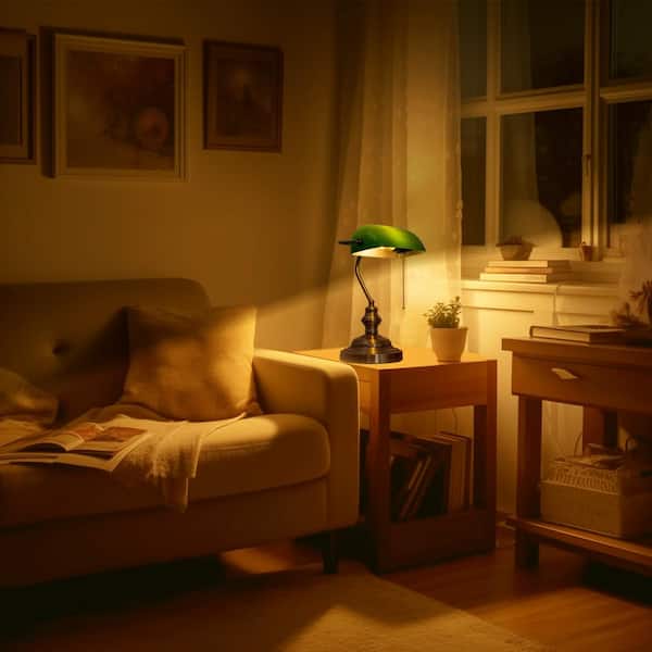 1-Light Pull Chain Switch Green Table Lamp Traditional Vintage Rustic Banker Desk Table Lamp for Living Room Bedroom