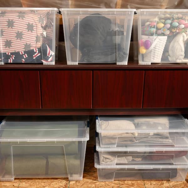 HDX 136 qt. Clear Latching Vista Stack Storage Tote 999-VS-136-HDX