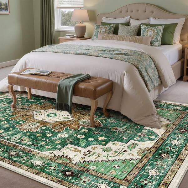 HaiiMeid Mandela Green 8 ft. x 10 ft. Vintage Washable Medallion