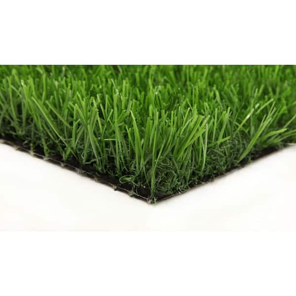 GREENLINE ARTIFICIAL GRASS Classic Pro 82 Spring 15 ft. x 25 ft. Green Artificial Grass Rug