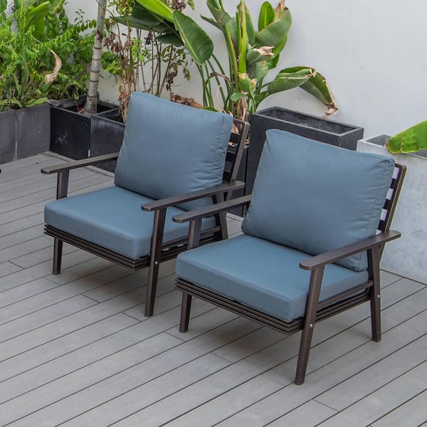 Leisuremod Walbrooke Modern Brown Outdoor Arm Chair with Powder Coated Aluminum Frame and Removable Cushions for Patio in Navy Blue