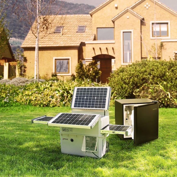 Wagan Tech 100 Amp Solar ePower Cube with 1500-Watt AC Inverter