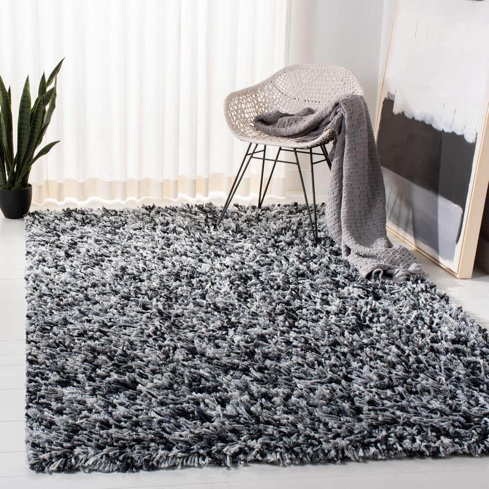 Handmade Black and Ivory Tufted Shag Rug, 8' x 10'