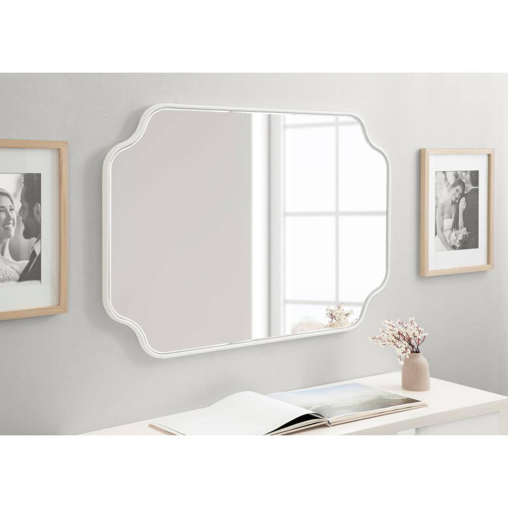 White Scalloped Rectangular Wood Vanity Wall Mirror, 24x36