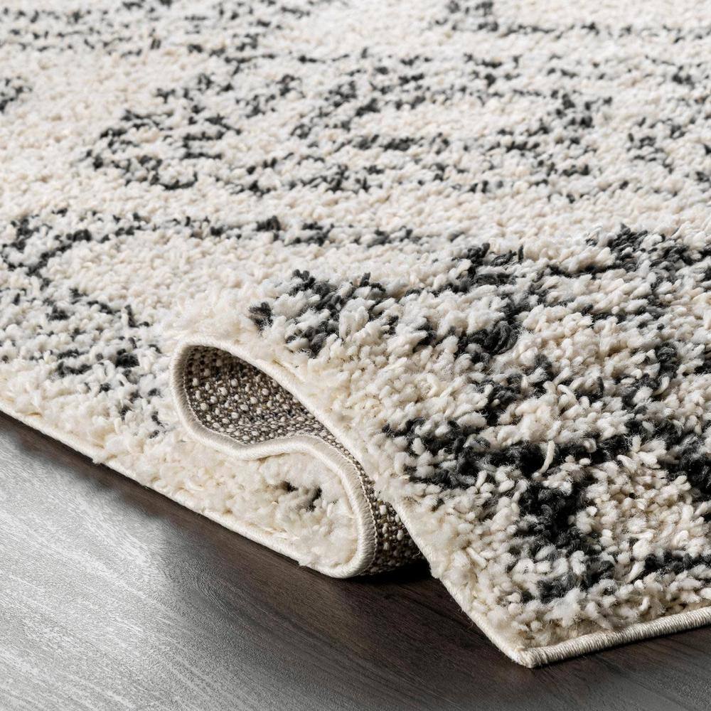 Lacey Moroccan Geometric Off-White Shag Area Rug, 5'3" x 7'7"