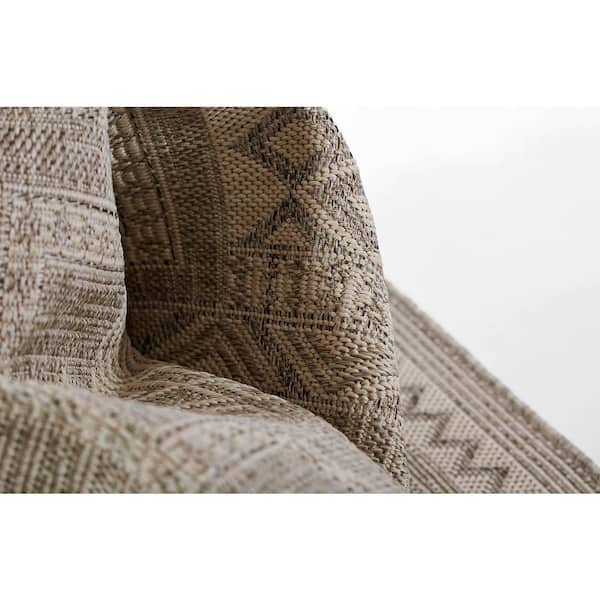 Hampton Grey 2 x 3 ft. Machine Made Geometric Polypropylene Rectangle Area Rug