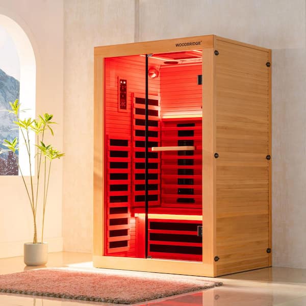 WOODBRIDGE 2-Person Outdoor Canadian Hemlock Infrared Sauna with Adjustable Temperature