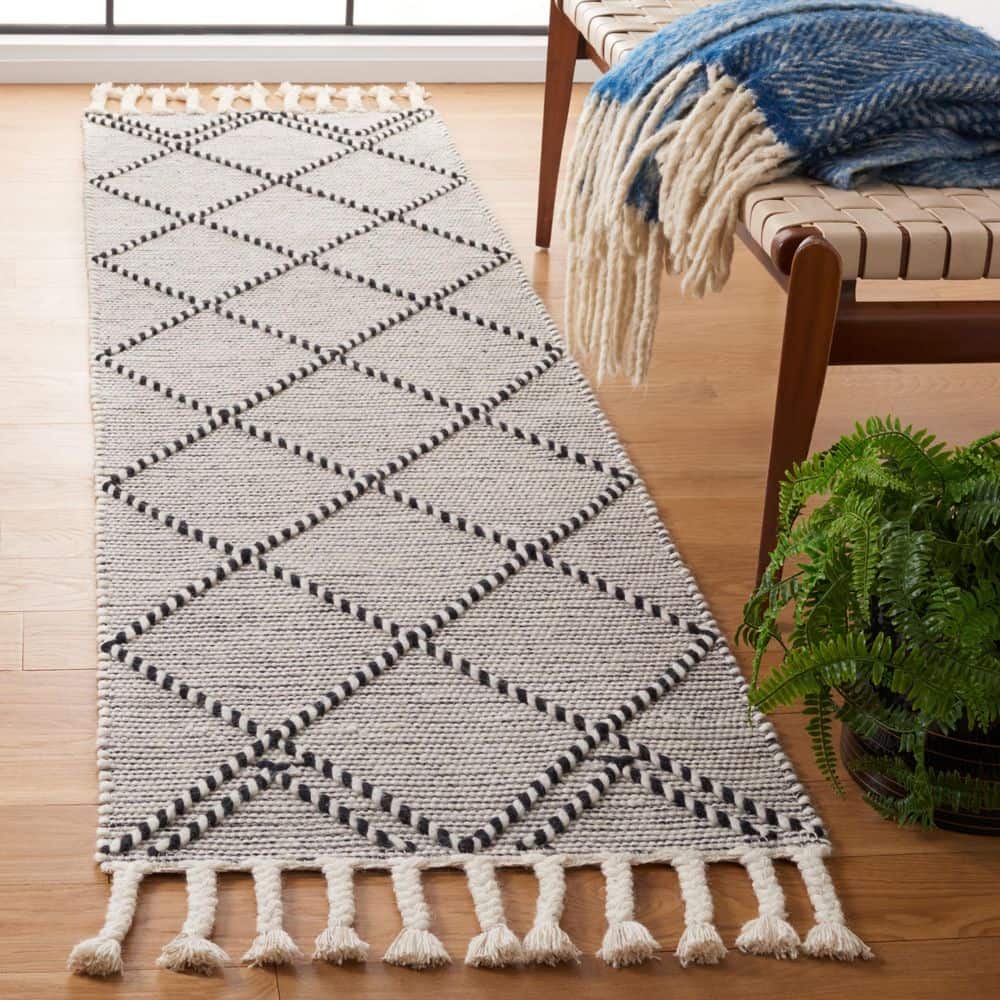 Vermont 2 ft. x 8 ft. Ivory/Black Diamond Striped High-Low Runner Rug price history on PriceWatchPro