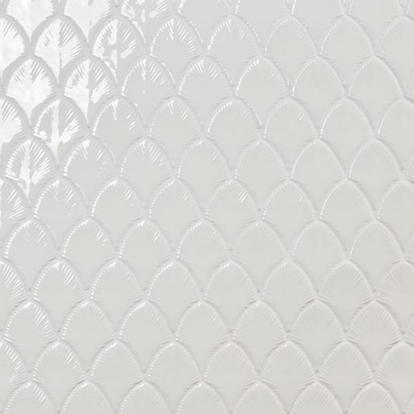 Ivy Hill Tile Delphi Blanco White 9.05 in. x 12.79 in. Polished Glass Fishscale Mosaic Wall Tile (0.8 Sq. Ft./Each)
