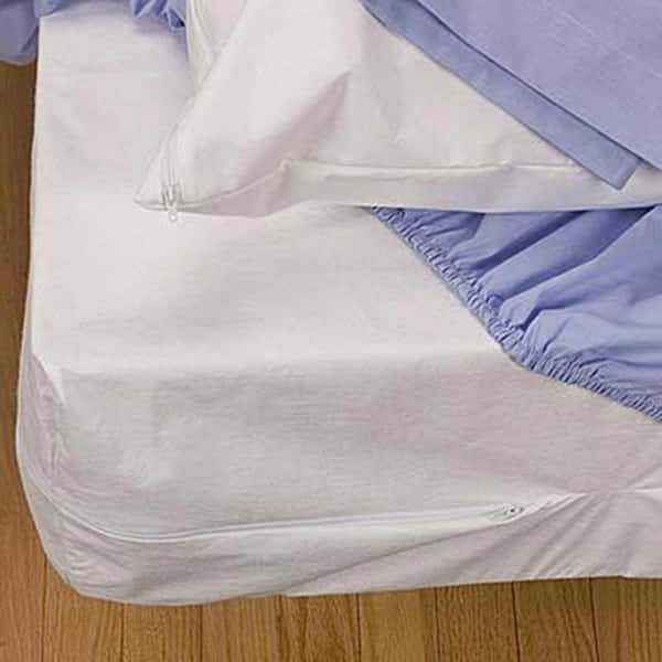 BedCare Economy Polypropylene 9 in. Deep Twin Zippered Cover