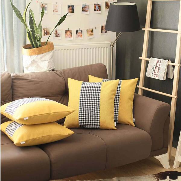Set Of 4 Black Houndstooth Pillow Covers