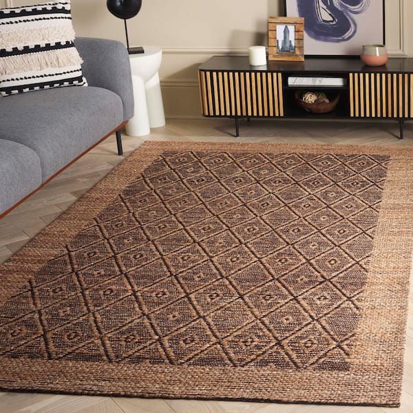 Natural Fiber 9 ft. x 12 ft. Natural/Brown Border Diamond Distressed Area Rug