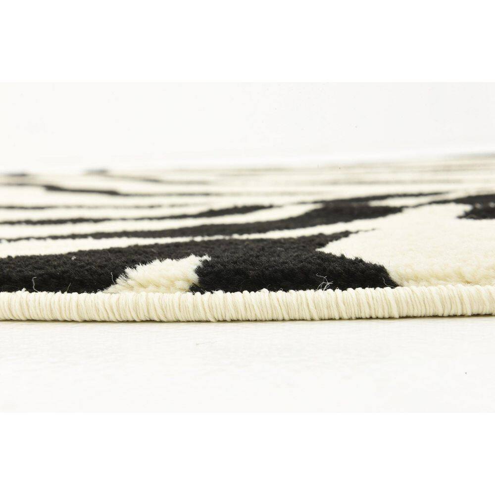 Safari Charm Round Ivory & Black Zebra Print Area Rug, 4' Diameter