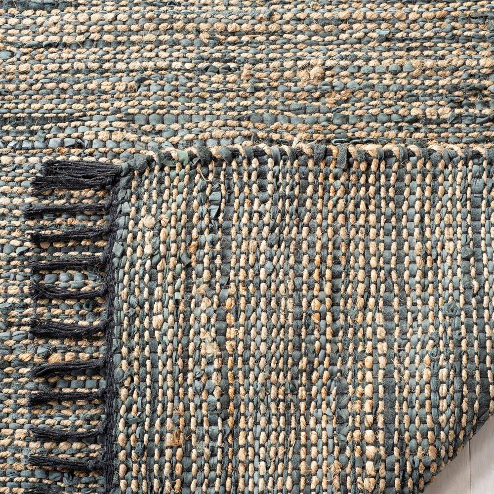 Edgy Elegance Gray Cowhide Handwoven Flatweave Area Rug - 5x8