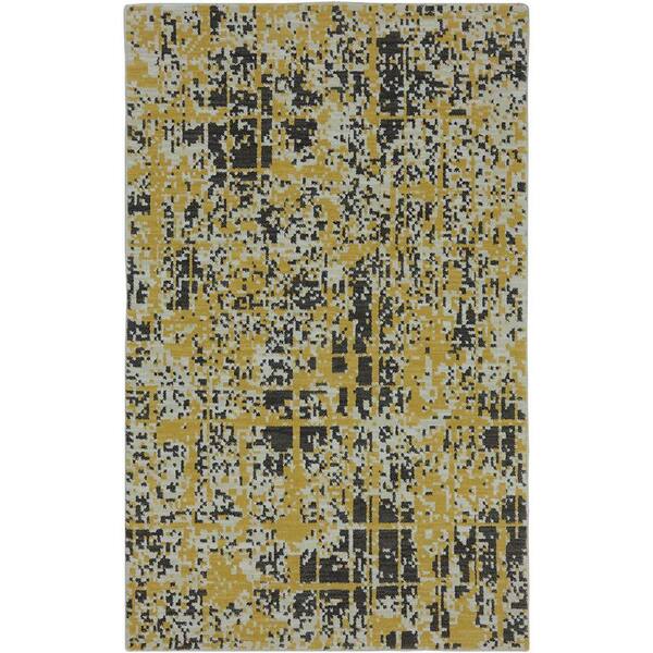 Karastan Pixelated Creme Brulee 2 ft. 11 in. x 4 ft. 8 in. Accent Rug