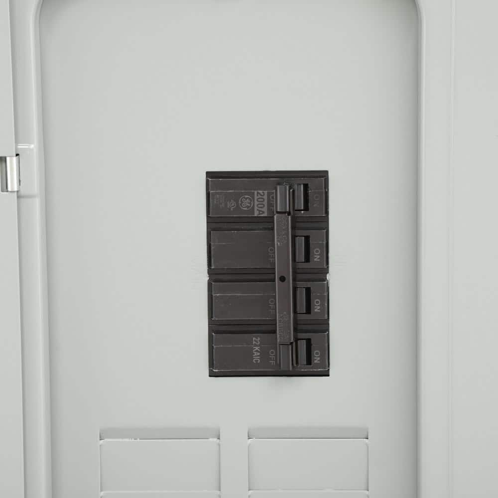 https://images.thdstatic.com/productImages/7e53c983-4bdd-44e2-bd46-fa2142f62ae7/svn/ge-main-breaker-box-kits-tm4020c80k-e1_1000.jpg