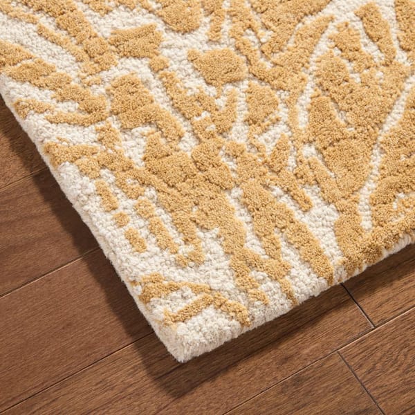 Mod Damask Chambray Handmade Gold 5 ft. x 7 ft. Area Rug