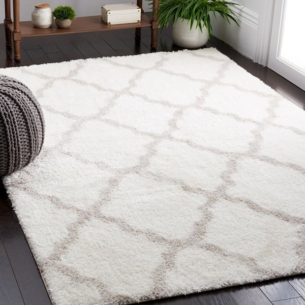 Tahoe Shag 7 ft. x 9 ft. White/Silver Trellis Diamond Area Rug