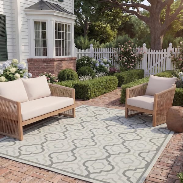 Courtyard Light Gray/Anthracite 8 ft. x 11 ft. Geometric Indoor/Outdoor Patio  Area Rug