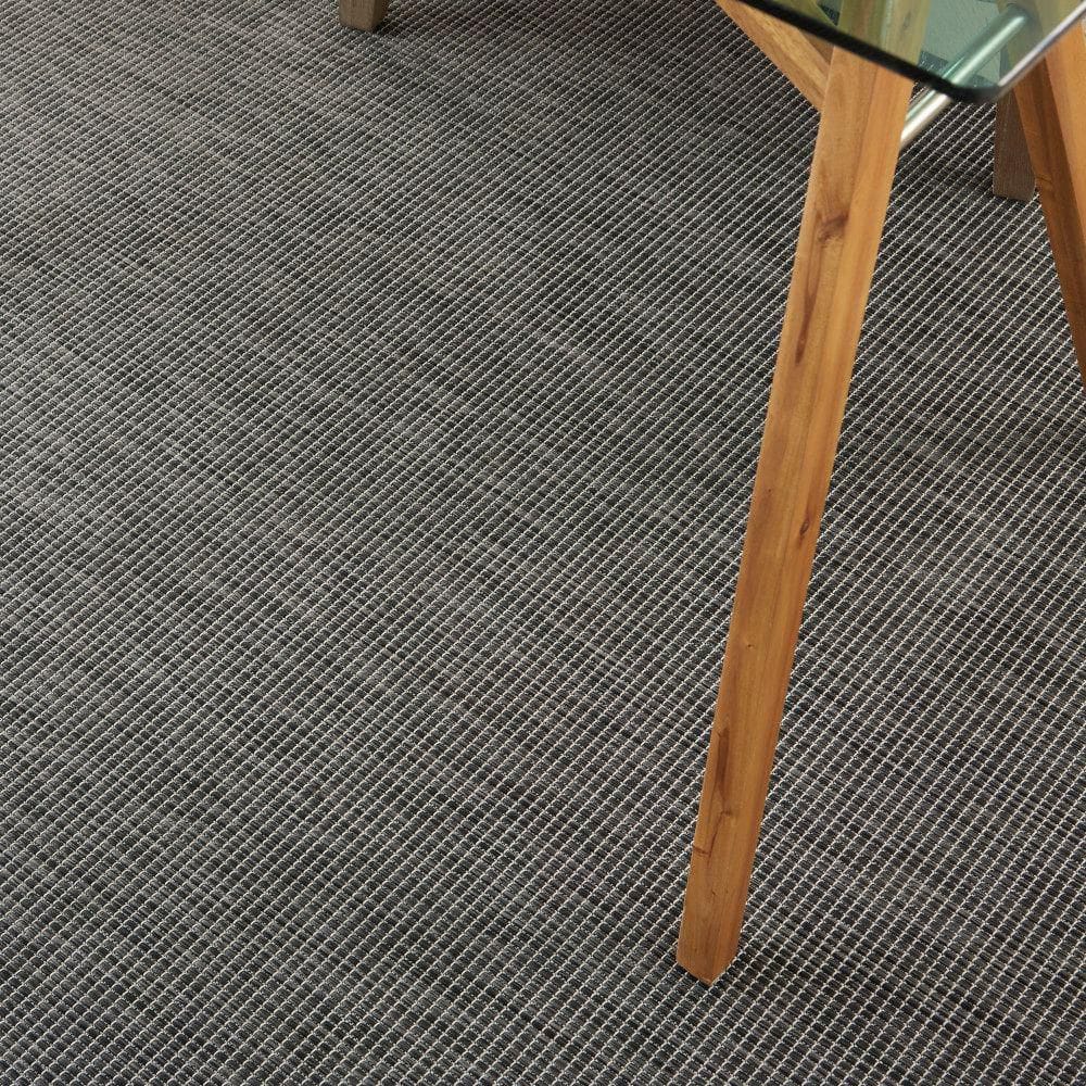 Charcoal 5' x 7' Flat Woven Synthetic Indoor/Outdoor Rug