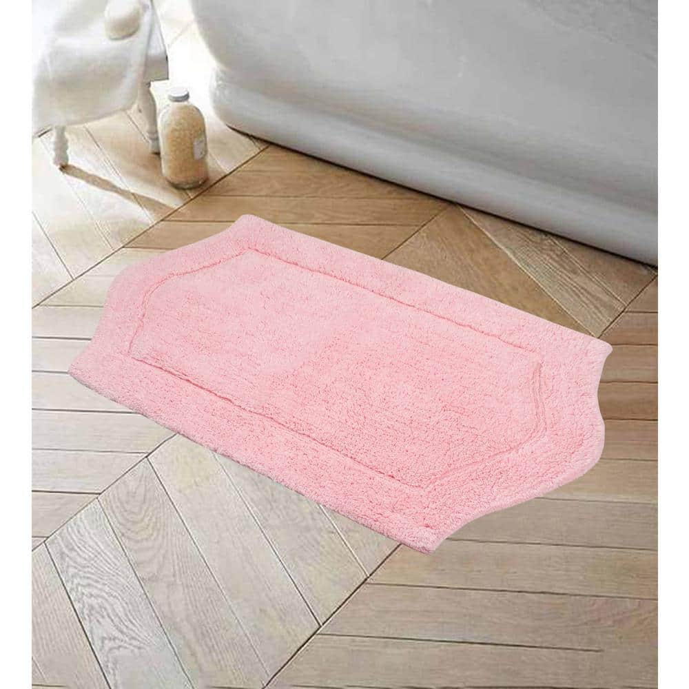 Home Weavers Inc Waterford Collection 21 in. x 34 in. Pink Cotton Rectangle Bath Rug