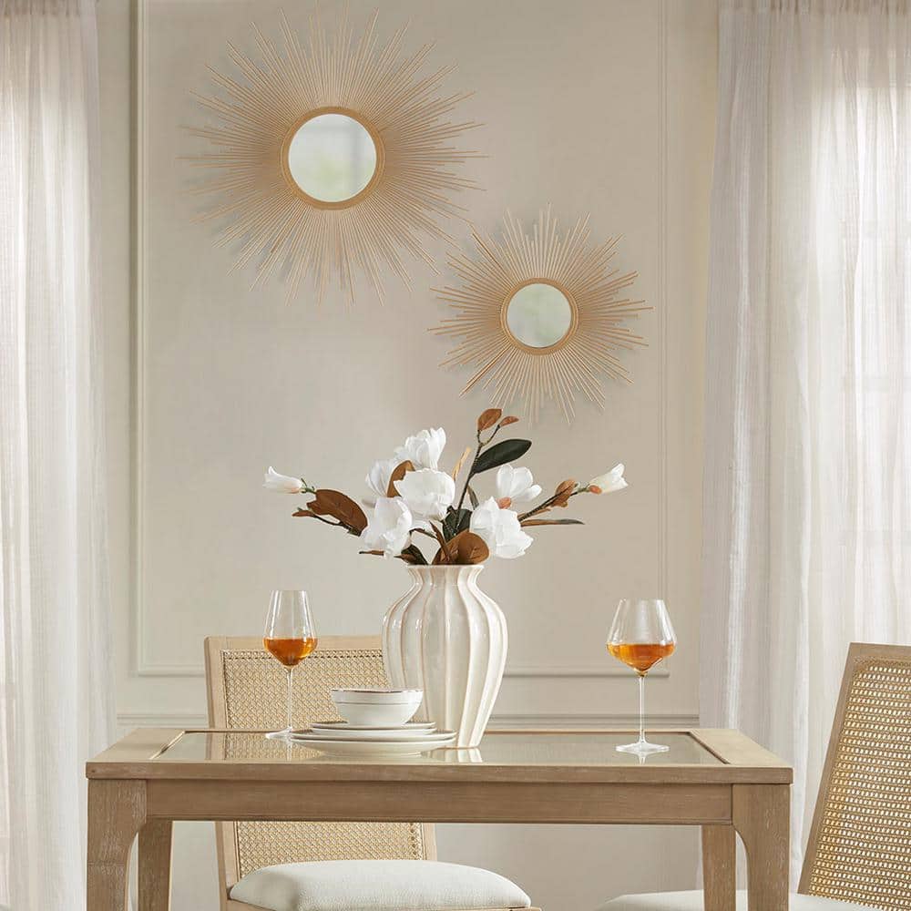 15 in. W x 15 in. H Round Metal Frame Gold Elegant Luxurious Sunburst Wall 