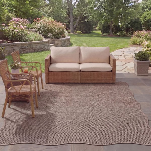 Courtyard 5 ft. x 8 ft. Natural/Black Solid Color Distressed Indoor/Outdoor Area Rug