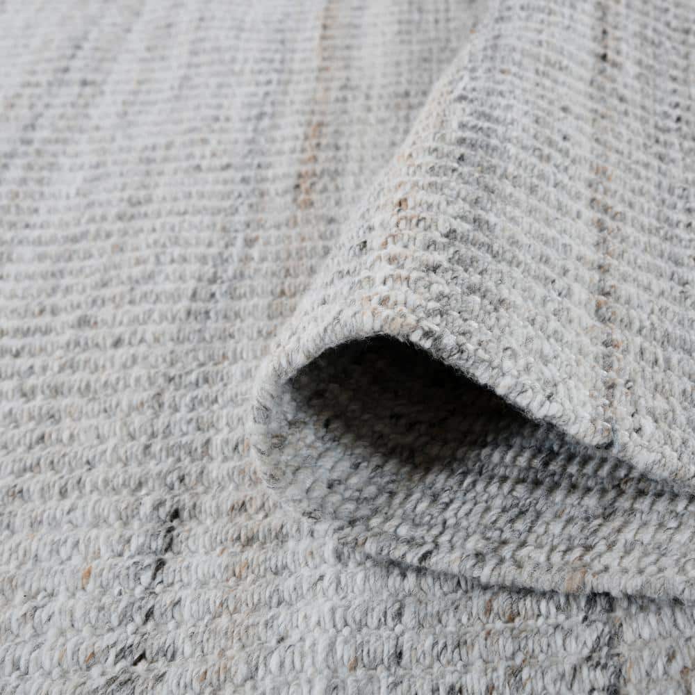 Gray Hand-Woven Geometric Outdoor Polyester Rug, 5' x 8'