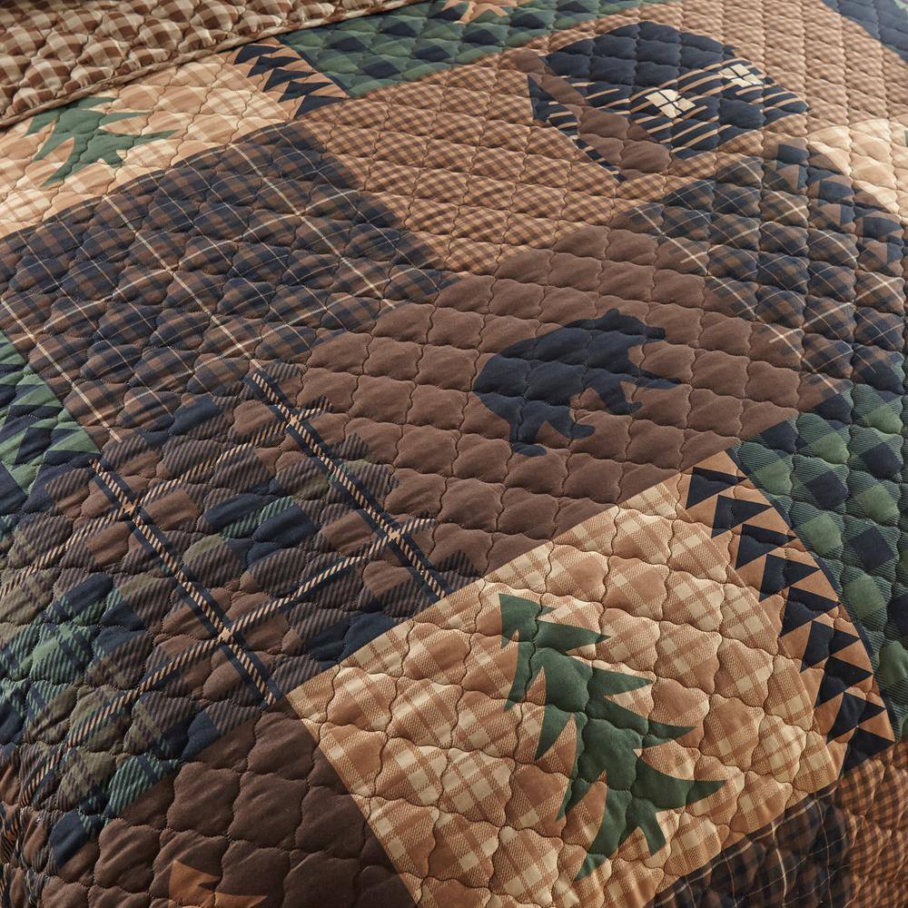 Brown Bear Cabin Reversible Microfiber Full Quilt Set