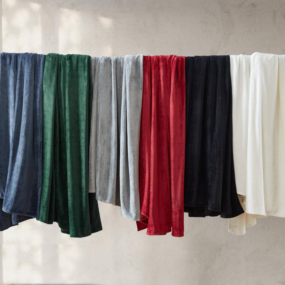 Full Black Ultra Soft Fleece Blanket