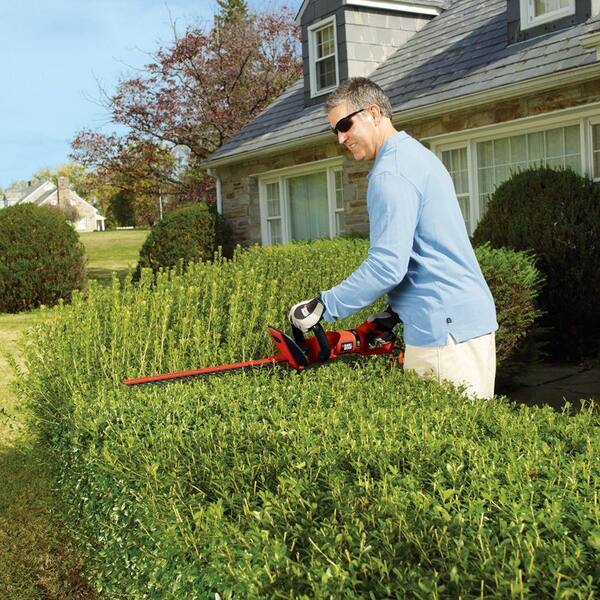 BLACK+DECKER 24 in. 3.3 Amp Corded Dual Action Electric Hedge Hog Trimmer  with Rotating Handle HH2455 - The Home Depot