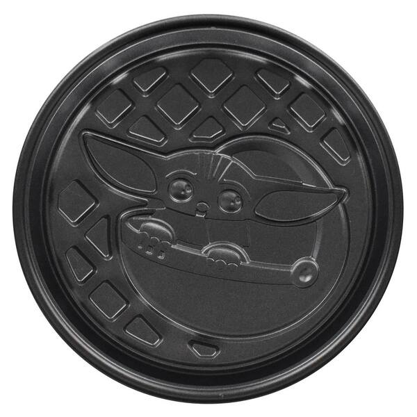 Uncanny Brands Mandalorian Waffle Maker - Bounty Hunter & Baby Yoda -  20235879