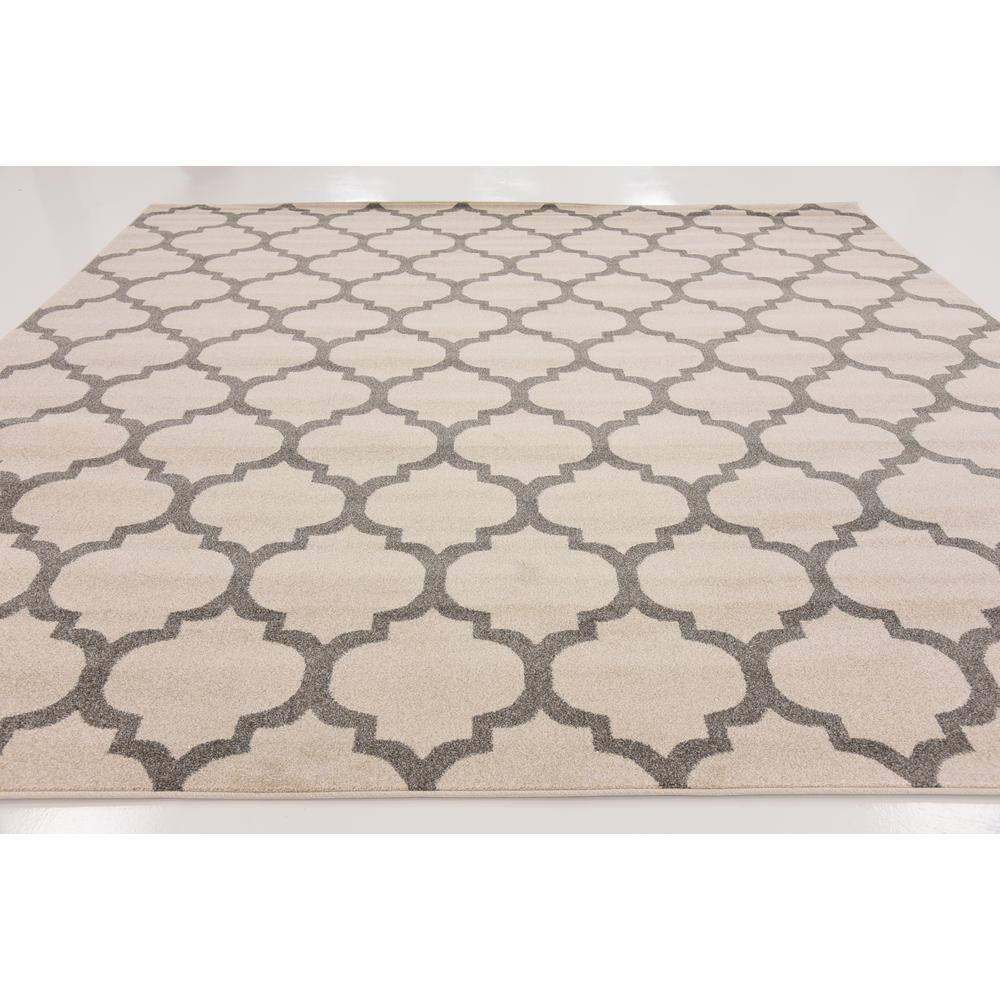 10' x 10' Beige and Gray Trellis Square Rug