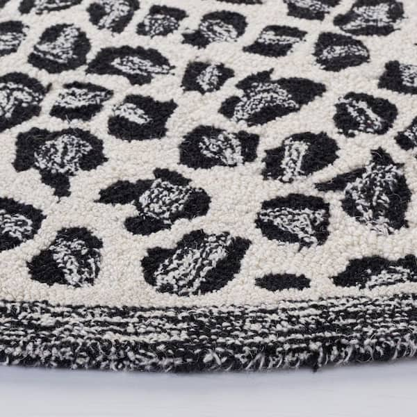 Simple Modern Rug in Black and White Zebra Stripe Leopard Chain Circle  Pattern Rug Polyester Washable Carpet for Bedroom - Clearhalo