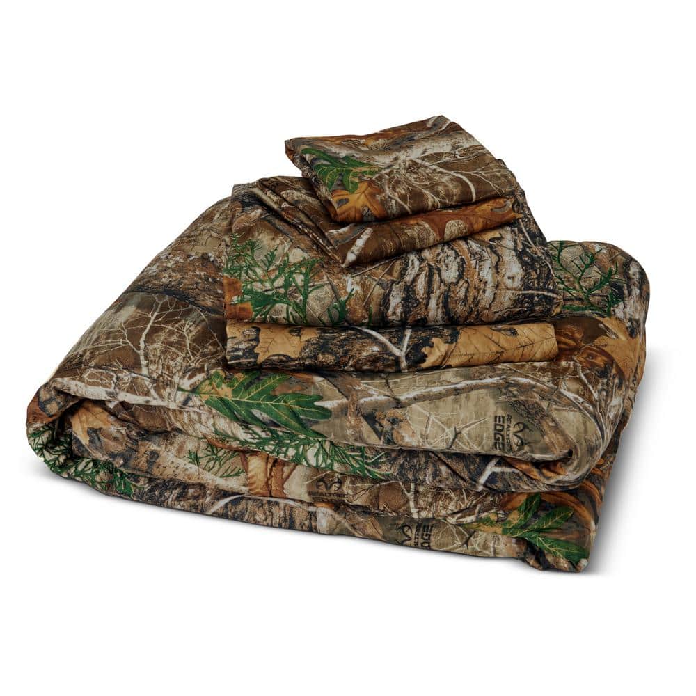Realtree Edge Full Bed in a Bag Set with Green Leaves