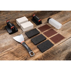 Daytona Outdoor Kitchen Griddle Cleaning Kit 12-Piece Set