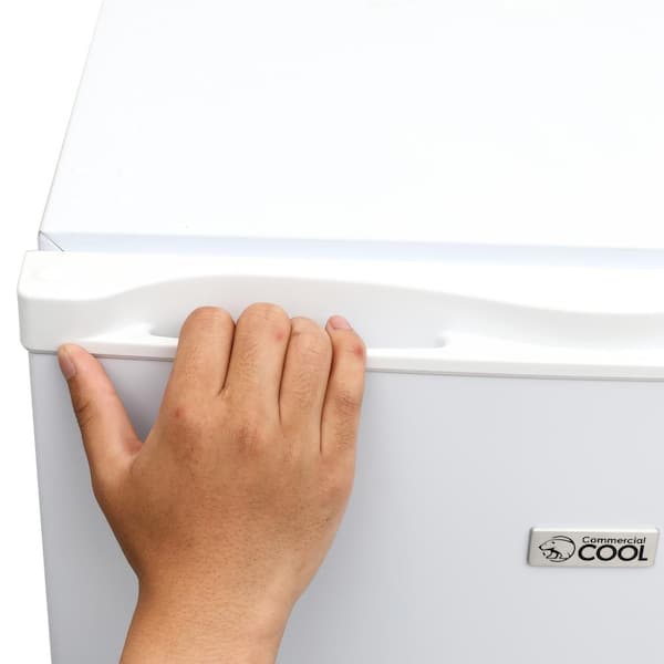 Commercial Cool 2.8 Cu. Ft. Upright Freezer, White CCUN28W