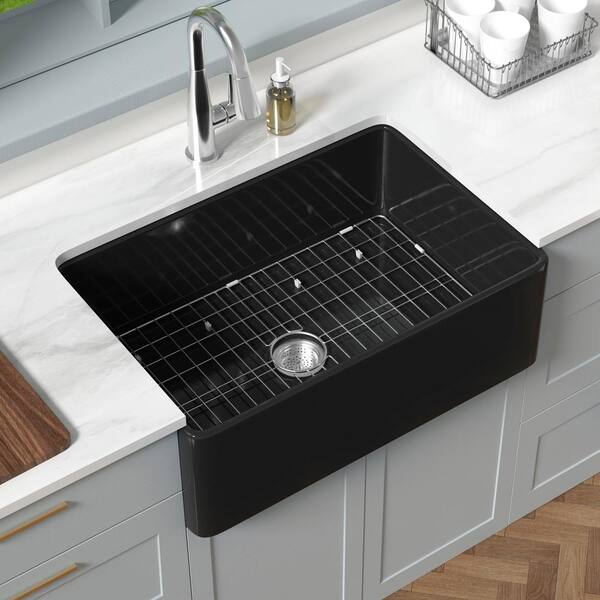 https://images.thdstatic.com/productImages/7f377848-8835-436f-b8b4-3af2c37cba86/svn/black-homlylink-undermount-kitchen-sinks-em-afcksc0b0b-c3_600.jpg