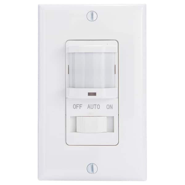 Intermatic IOS Series 500-Watt Occupancy Switch with Manual Override In-Wall Decorator 150-Degree Coverage Pattern, White