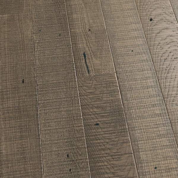 Santa Cruz French Oak 3/4 in. T x 5 in. W Distressed Solid Hardwood Flooring (904.2 sq. ft./pallet)
