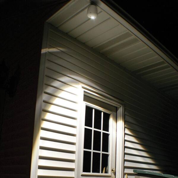 Mr Beams - Outdoor 140 Lumen Battery Powered Motion Activated Integrated LED Spotlight, Brown