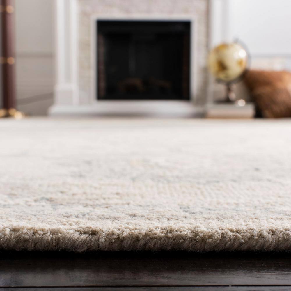 Ivory & Beige Handmade Wool Medallion Area Rug - 2'3" x 5'