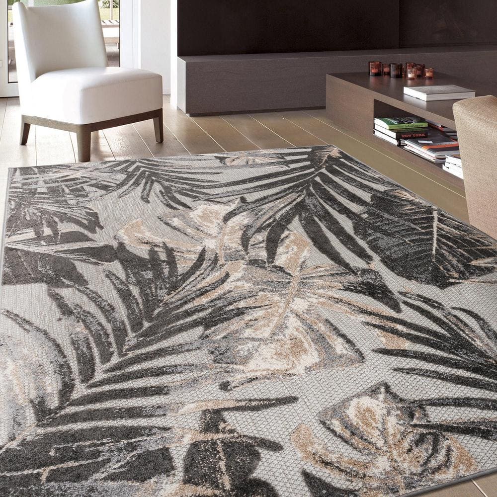 Gray Floral Synthetic 5' x 7' Reversible Area Rug