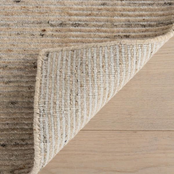 nuLOOM Elanisse Solid Wool Area Ivory 6 ft. x 9 ft. Indoor Area