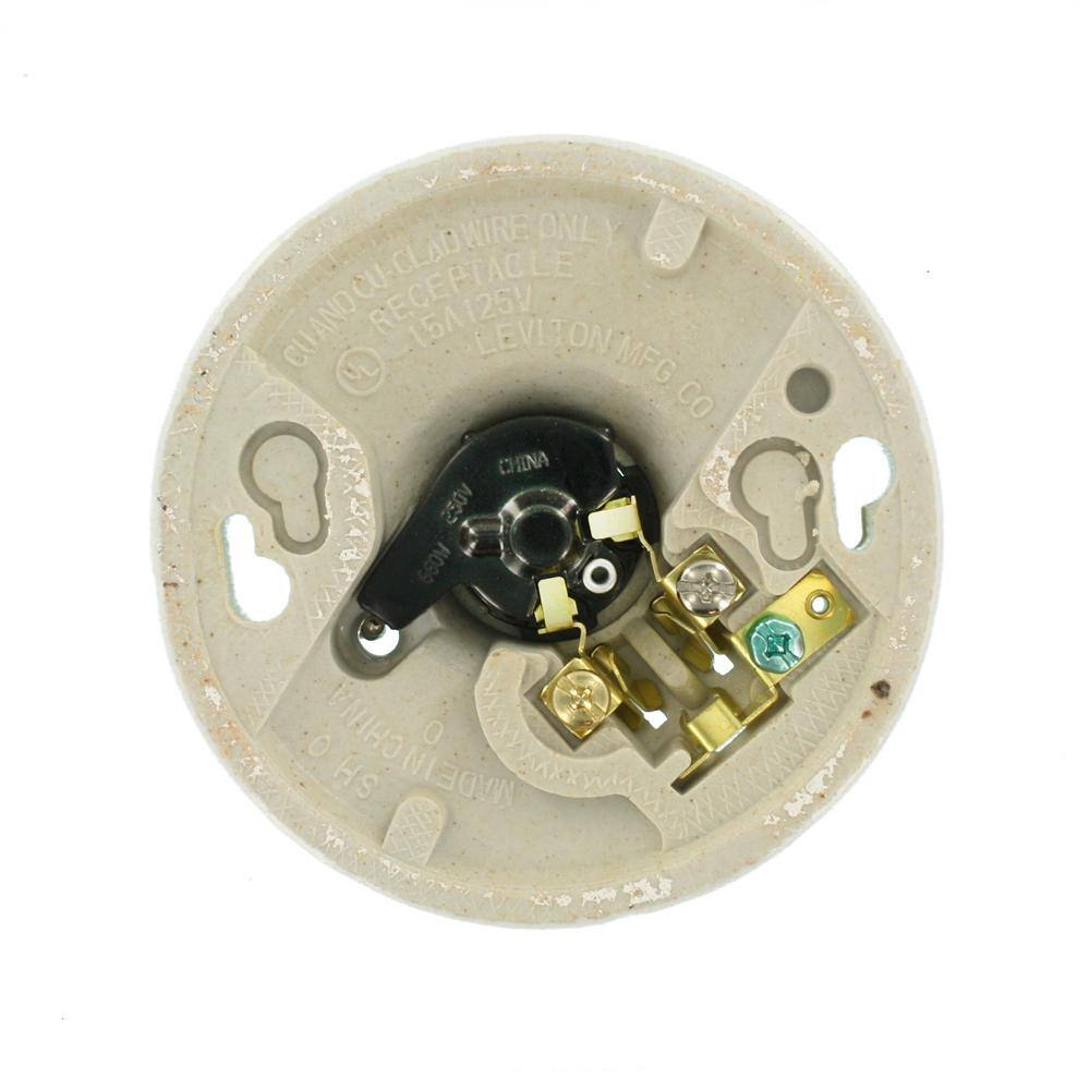 Glazed Porcelain Lamp Holder with Pull Chain and Outlet Best Deals and