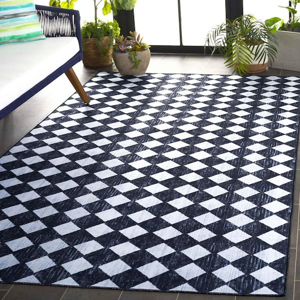 Santa Clara 4 ft. x 6 ft. Black/Ivory Checkered Area Rug