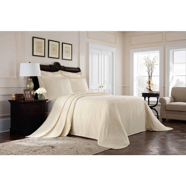 Royal Heritage Home Williamsburg Richmond Ivory Solid Twin Coverlet
