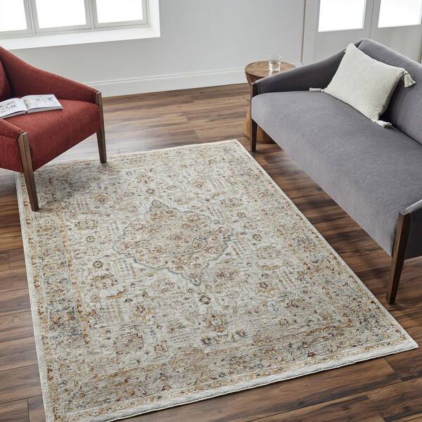Livabliss Mona Lisa Light Sage Traditional Border 2 X 2 Area Rug