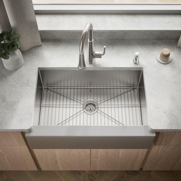 Strive 33-1/2 in. Undermount Single-Bowl Farmhouse Kitchen Sink